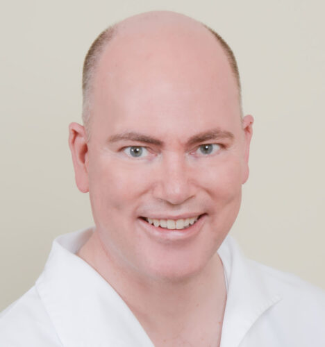 Dr. med. dent. Clemens Esser